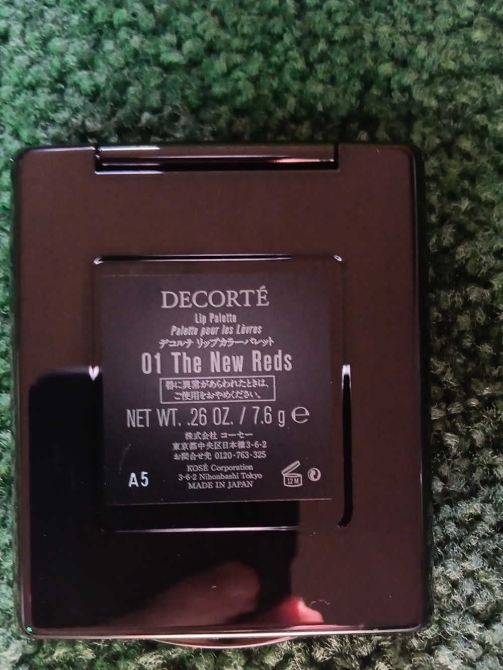 Decote Lip pallet In The Reds. - Picture 5 of 9